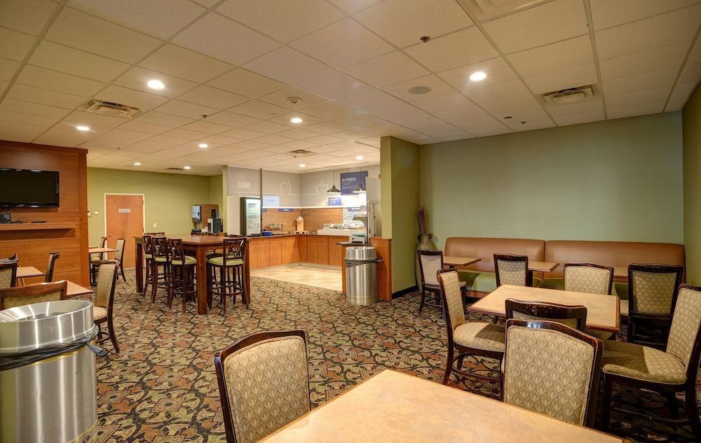 Holiday Inn Express La Plata By Ihg Extérieur photo