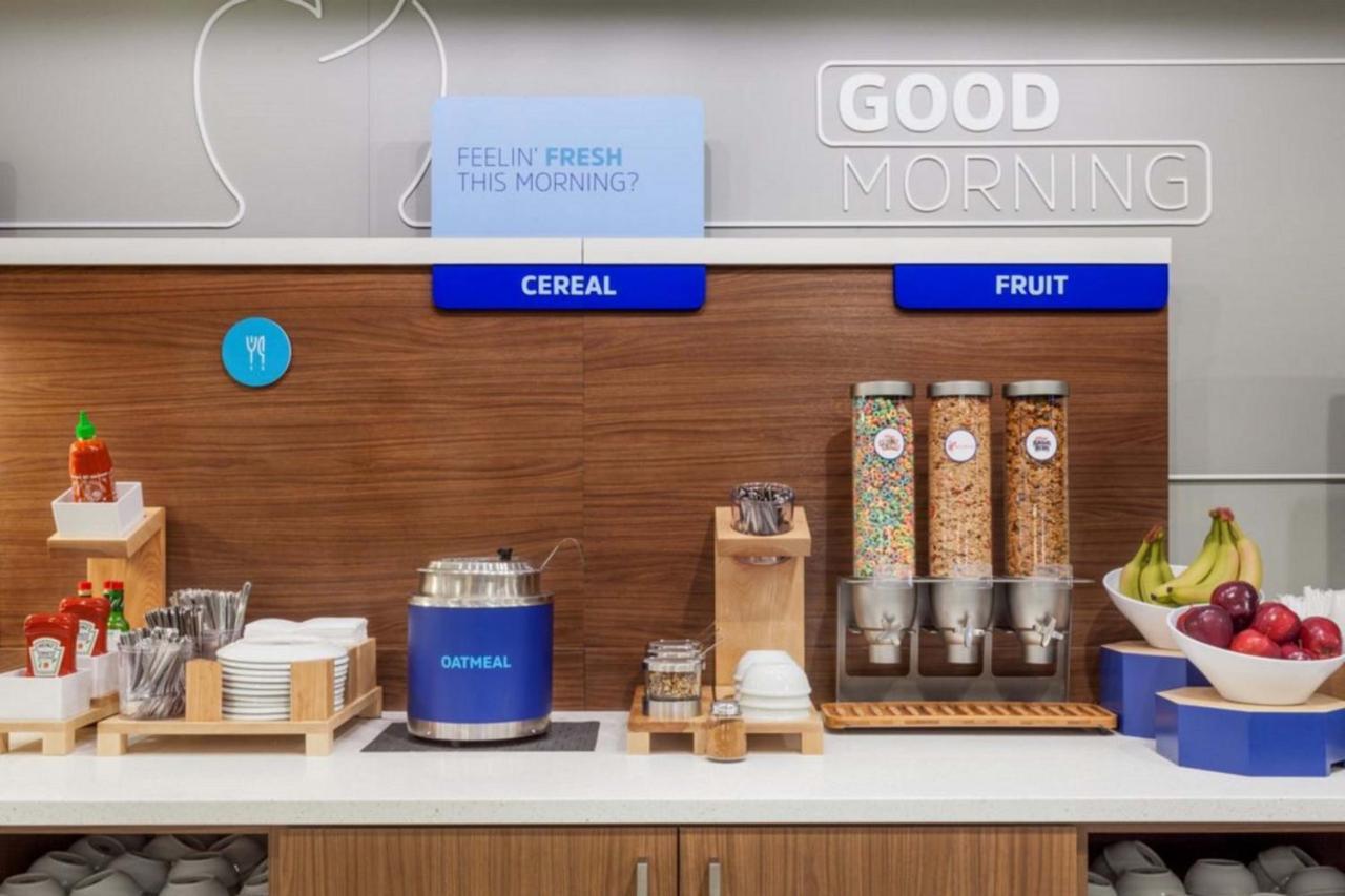 Holiday Inn Express La Plata By Ihg Extérieur photo
