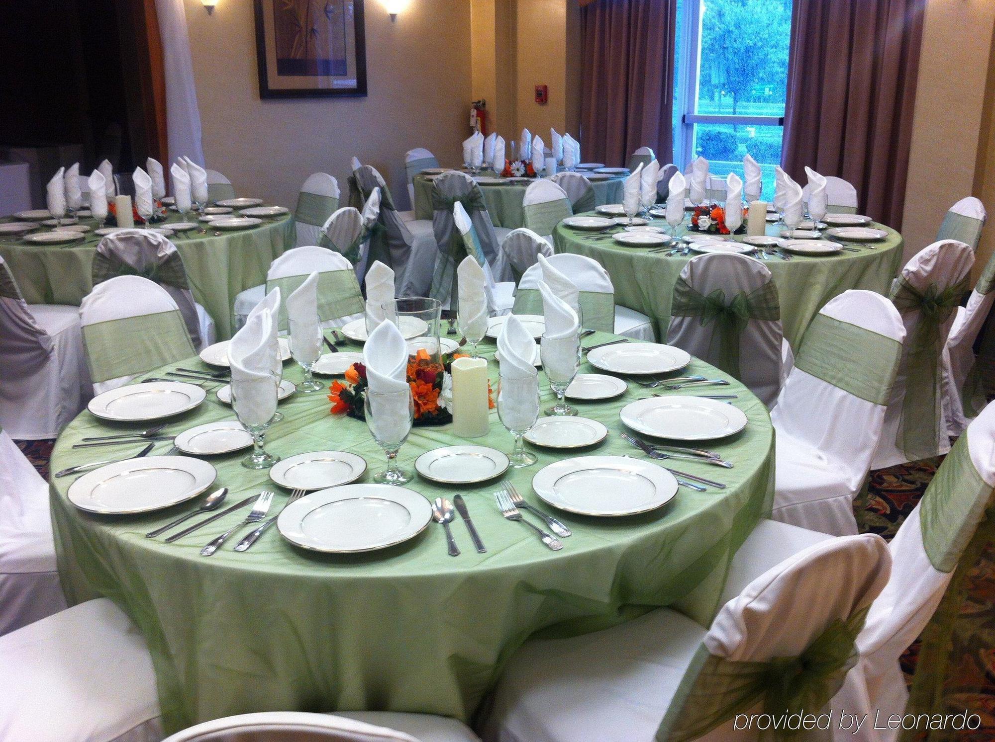 Holiday Inn Express La Plata By Ihg Extérieur photo